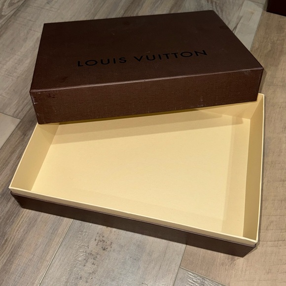 Louis Vuitton Brown Box Set of 2 + Dustbag - 14 x 5 x 10 in & 11.5 x 4.5 x 8 in - Picture 5 of 8